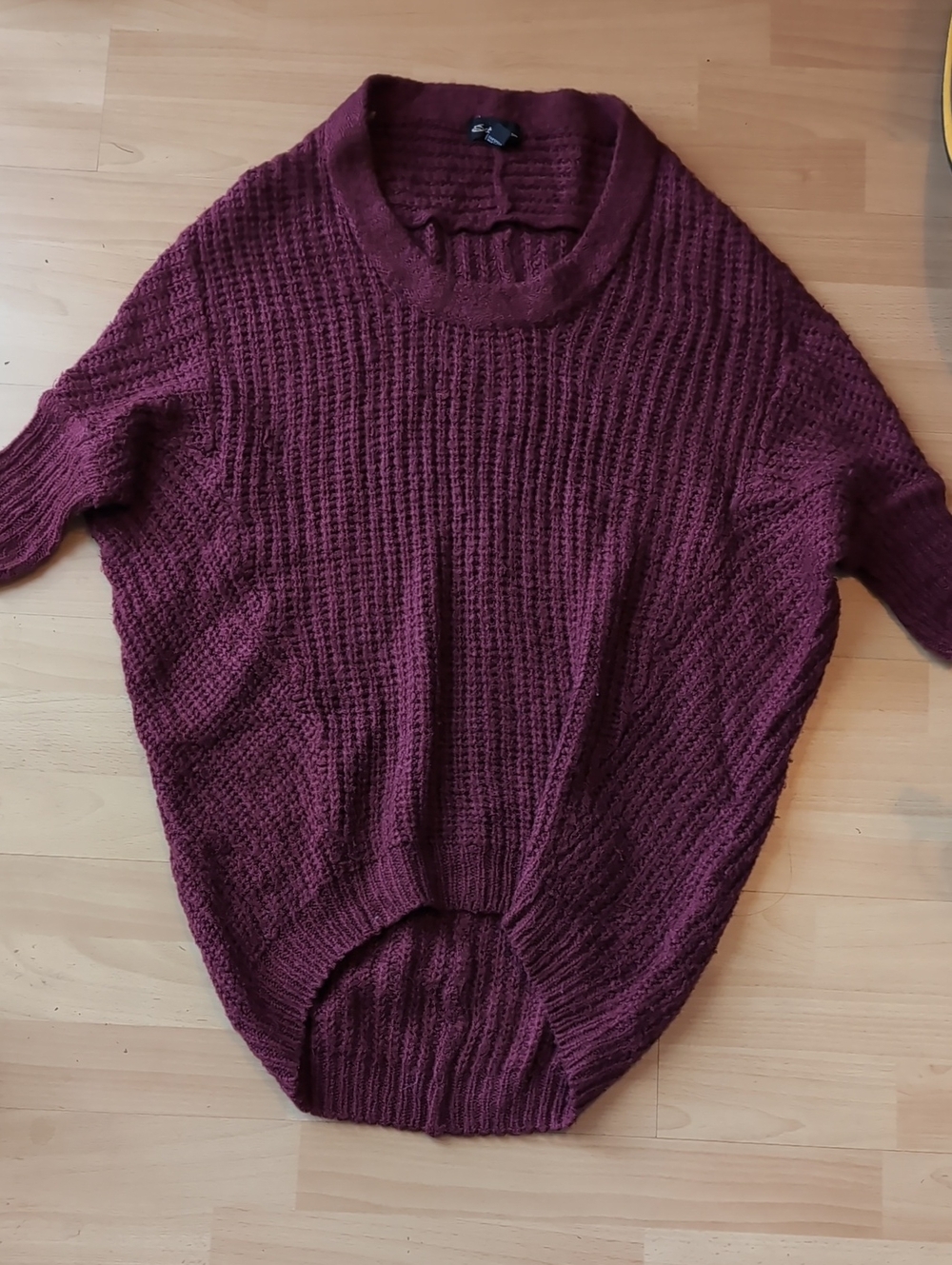 Chunky Knit Women's Sweater in Wine